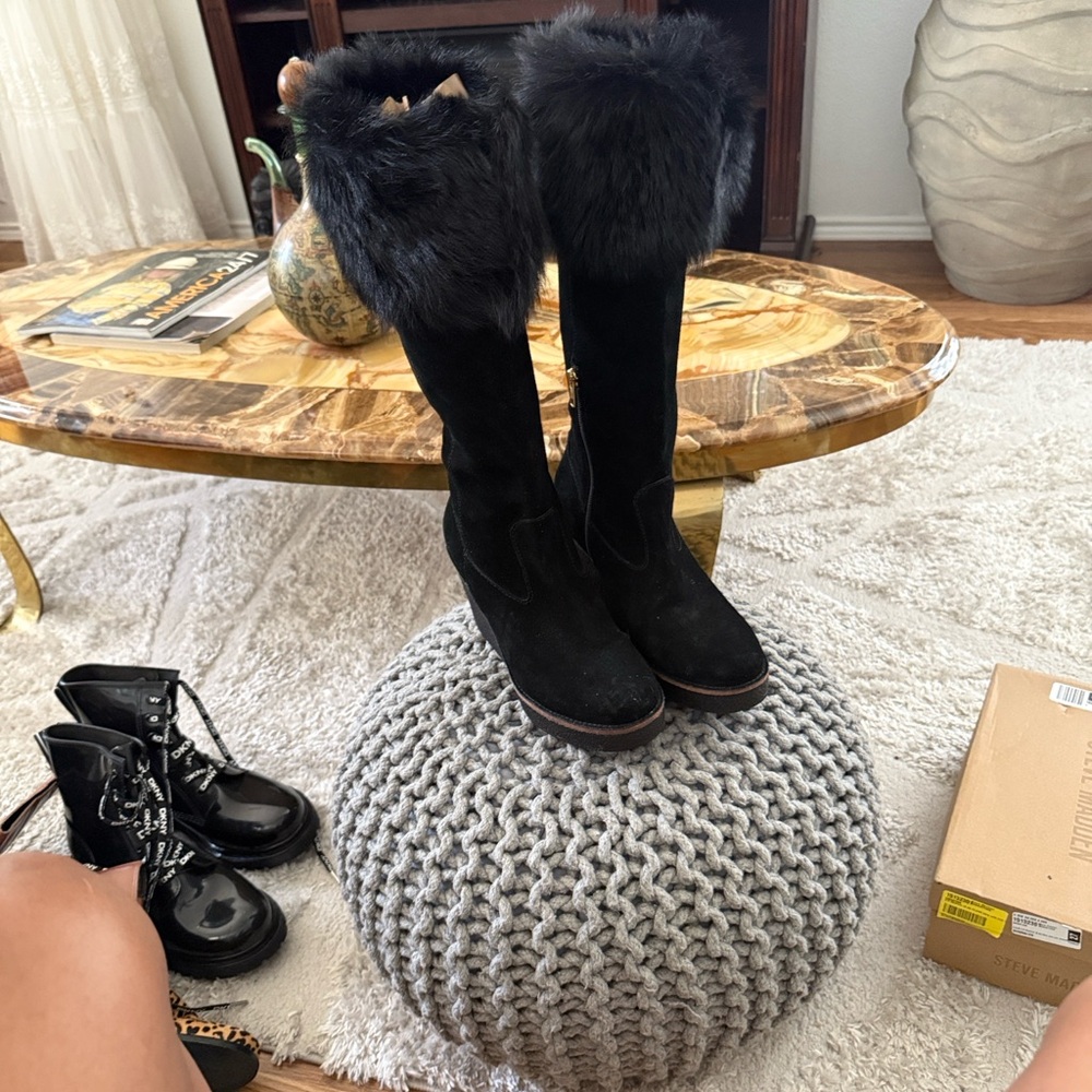 UGG Black Suede and Sheep Skin Heeled Boot. Sz 9.5. Used twice. Very good cond